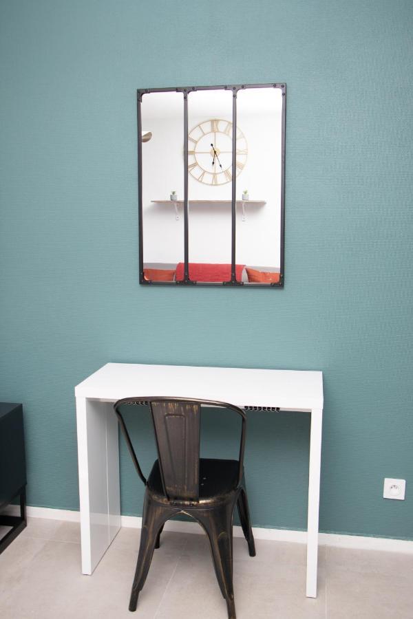 Studio Tout Equipe Centre-Ville Proche De La Gare Cluses Luaran gambar